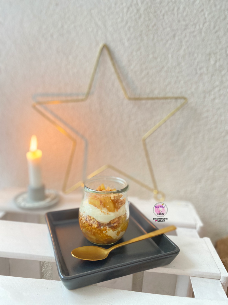 Widmatt Bratapfel*schicht Dessert im Glas ©️Irene Thut-Bangerter 12/22